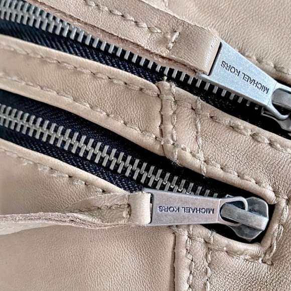 LEATHER MOTO JACKET | VINTAGE MICHEAL KORS - Picture 5 of 10